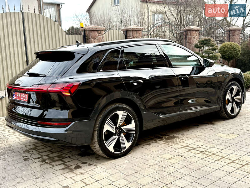 Внедорожник / Кроссовер Audi e-tron 2021 в Тернополе
