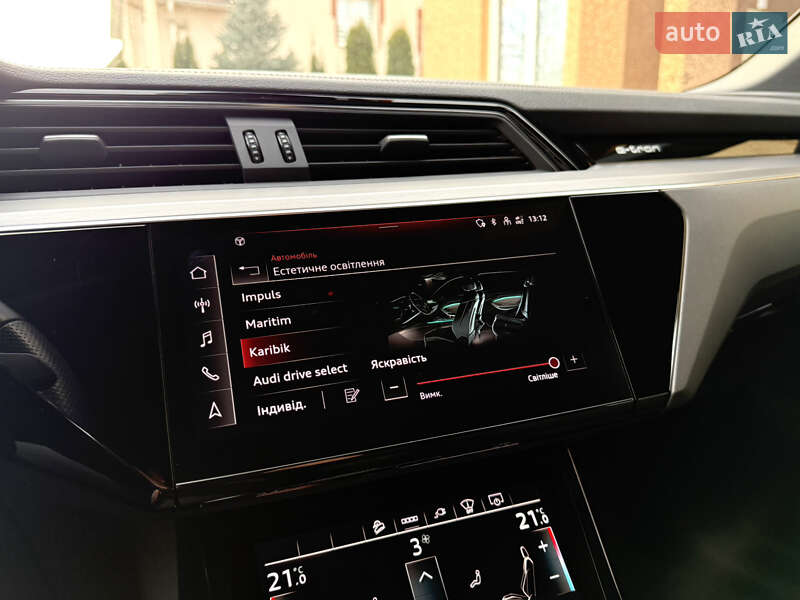 Внедорожник / Кроссовер Audi e-tron 2021 в Тернополе