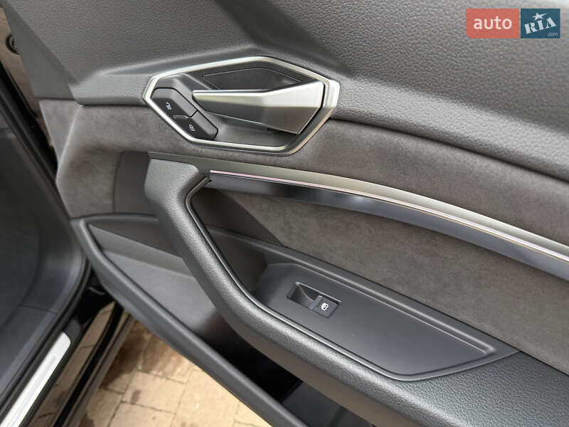 Внедорожник / Кроссовер Audi e-tron 2021 в Тернополе