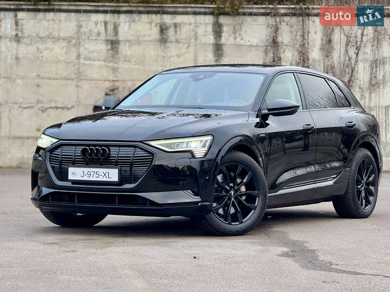Внедорожник / Кроссовер Audi e-tron 2021 в Ровно фото 11 Внедорожник / Кроссовер Audi e-tron 2021 в Ровно