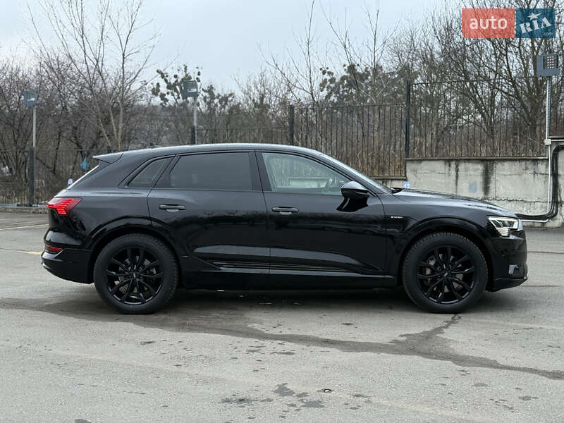 Внедорожник / Кроссовер Audi e-tron 2021 в Ровно фото 26 Внедорожник / Кроссовер Audi e-tron 2021 в Ровно