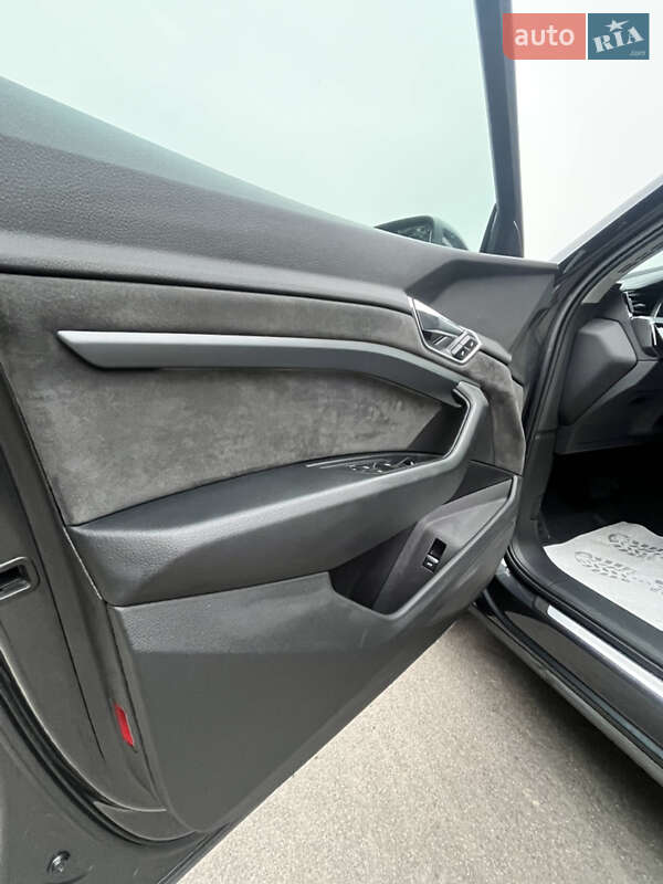 Внедорожник / Кроссовер Audi e-tron 2020 в Умани фото 4 Внедорожник / Кроссовер Audi e-tron 2020 в Умани