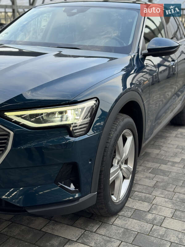 Внедорожник / Кроссовер Audi e-tron 2020 в Львове
