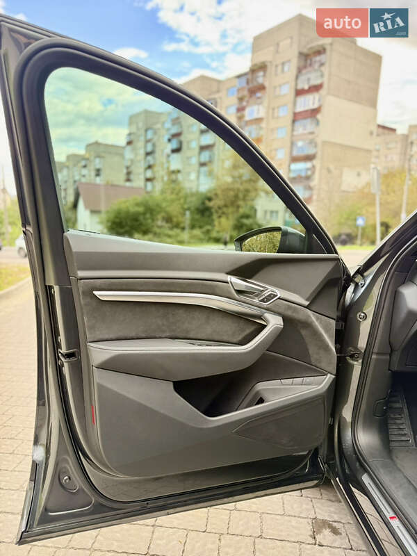 Внедорожник / Кроссовер Audi e-tron 2020 в Львове