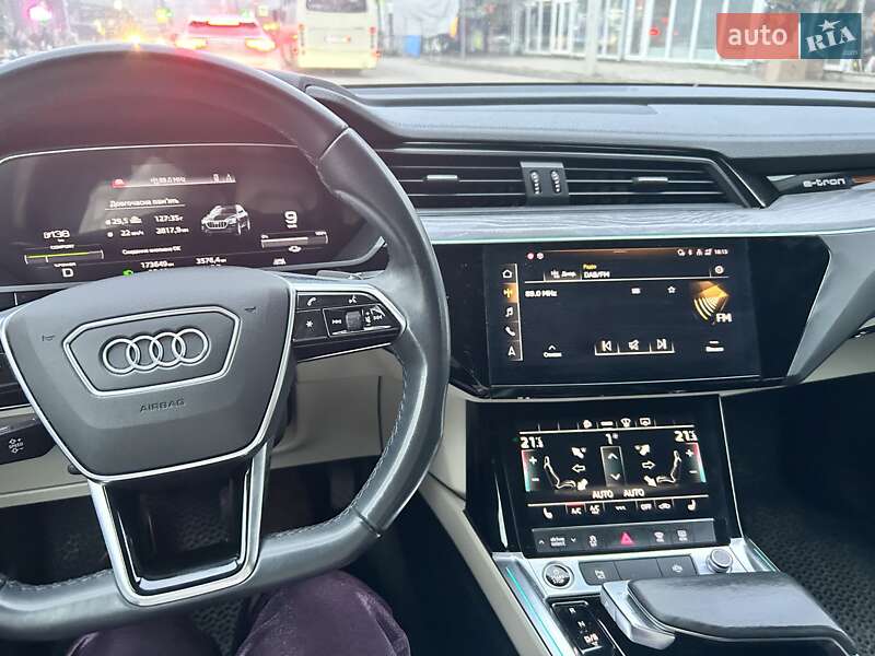 Внедорожник / Кроссовер Audi e-tron 2020 в Тернополе фото 7 Внедорожник / Кроссовер Audi e-tron 2020 в Тернополе