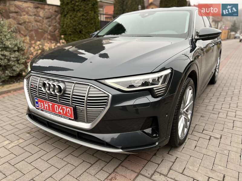 Позашляховик / Кросовер Audi e-tron 2023 в Хмельницькому