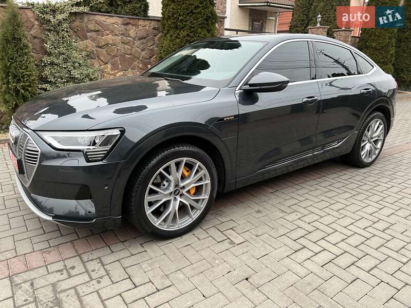Позашляховик / Кросовер Audi e-tron 2023 в Хмельницькому