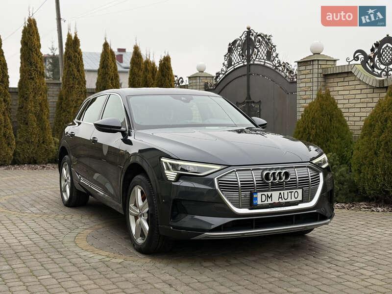 Внедорожник / Кроссовер Audi e-tron 2021 в Тернополе