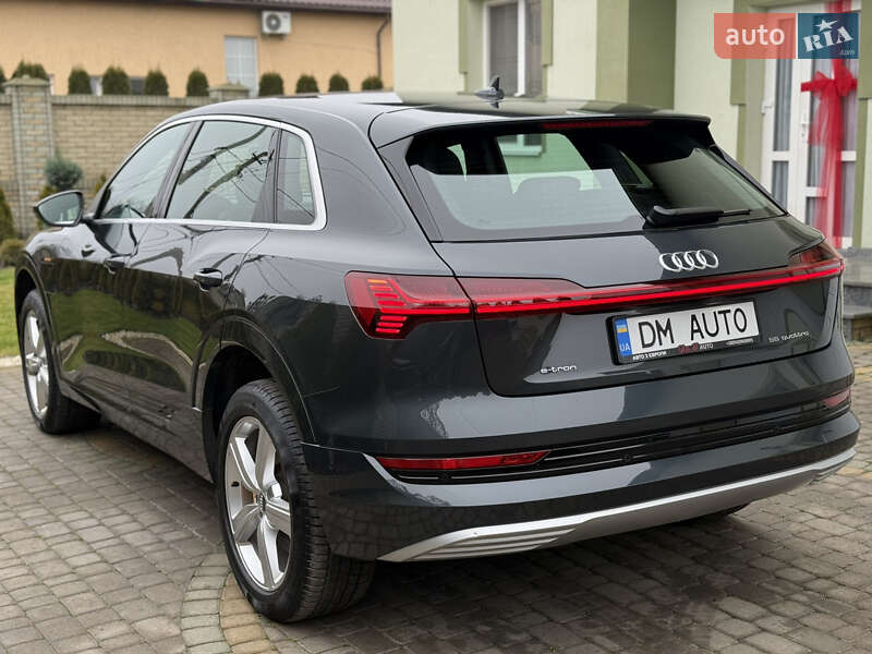 Внедорожник / Кроссовер Audi e-tron 2021 в Тернополе