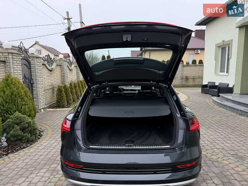 Внедорожник / Кроссовер Audi e-tron 2021 в Тернополе