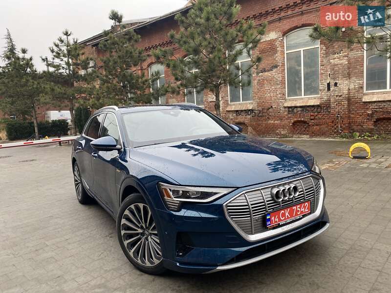 Audi e-tron 2019