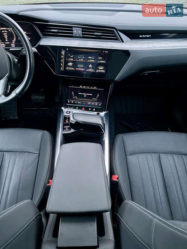 Внедорожник / Кроссовер Audi e-tron 2020 в Львове