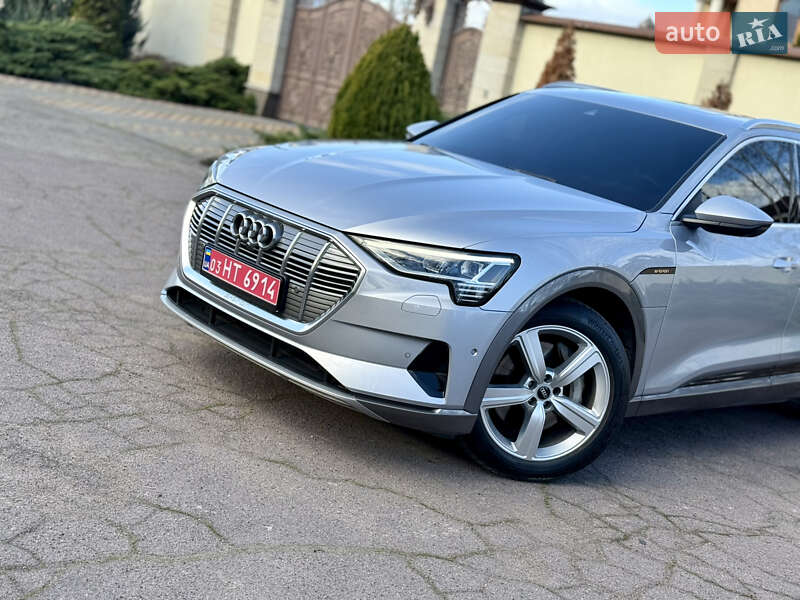 Внедорожник / Кроссовер Audi e-tron 2020 в Днепре