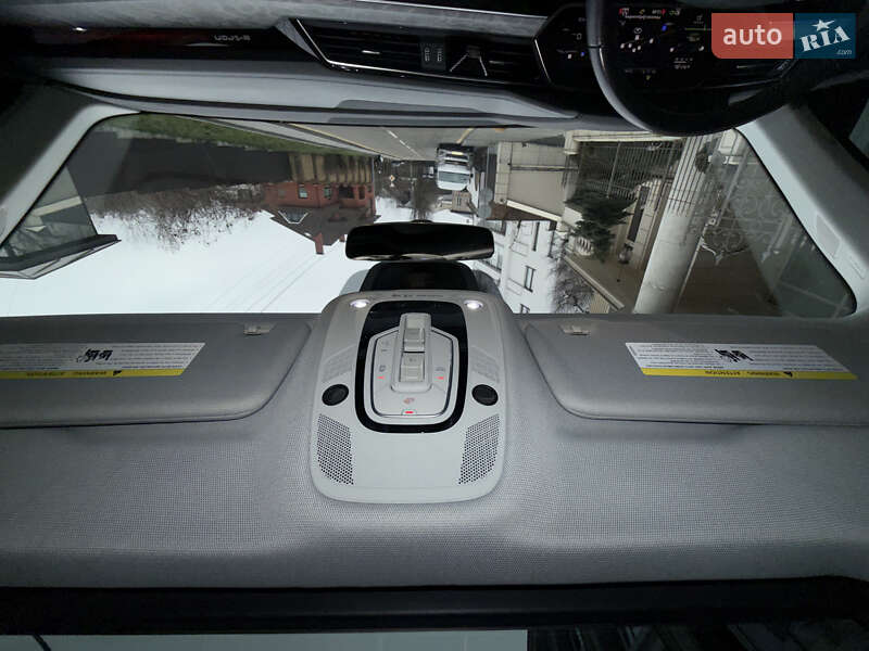 Внедорожник / Кроссовер Audi e-tron 2019 в Киеве