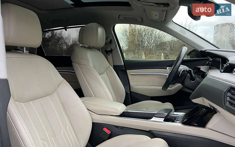 Внедорожник / Кроссовер Audi e-tron 2019 в Львове фото 24 Внедорожник / Кроссовер Audi e-tron 2019 в Львове
