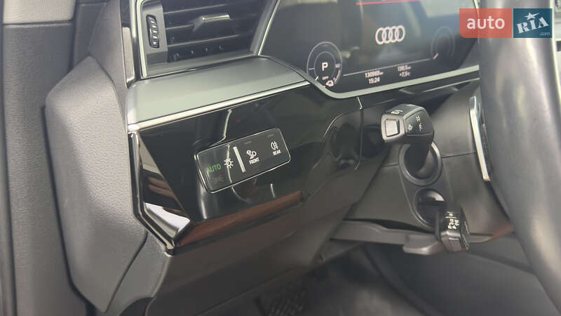 Внедорожник / Кроссовер Audi e-tron 2021 в Сваляве