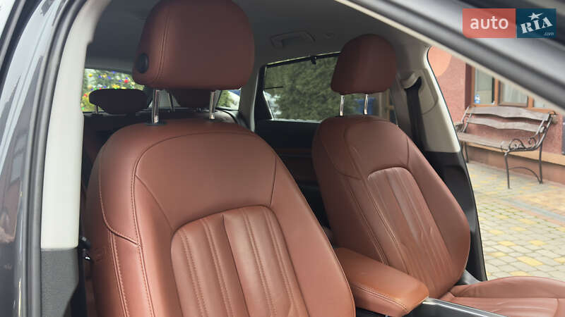 Внедорожник / Кроссовер Audi e-tron 2021 в Сваляве