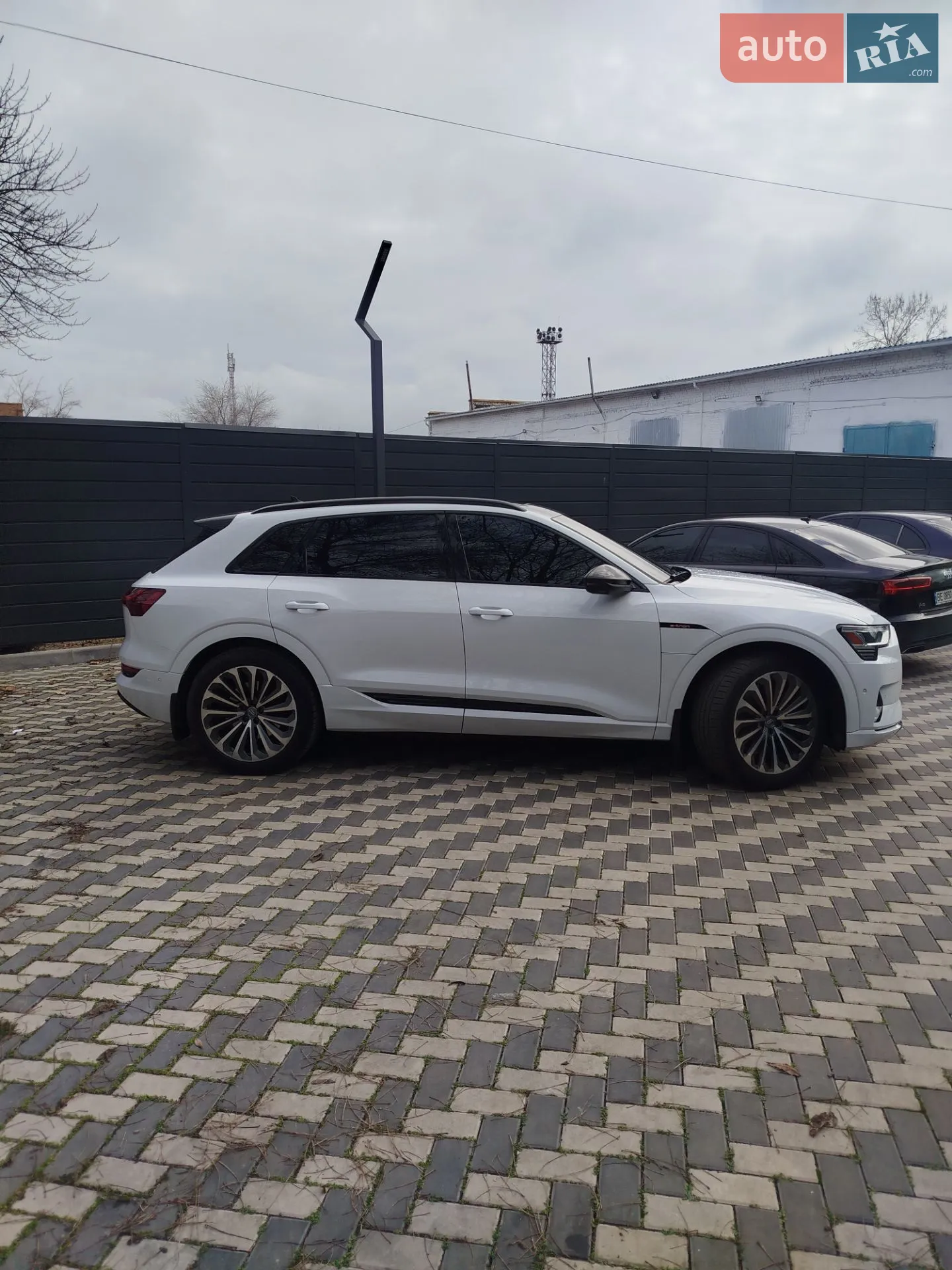 2019 Audi e-tron - мініатюра 4