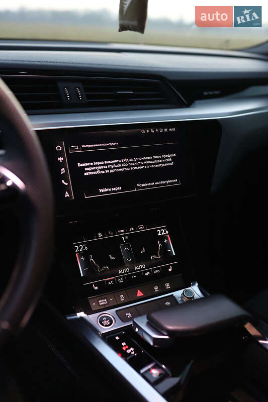 Внедорожник / Кроссовер Audi e-tron 2021 в Овруче