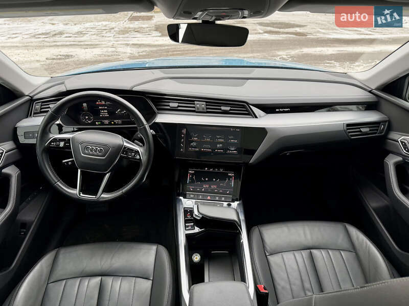 Внедорожник / Кроссовер Audi e-tron 2019 в Киеве