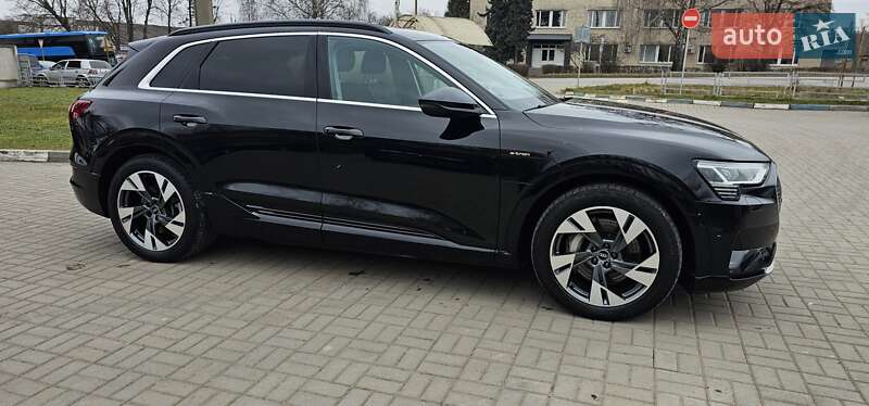 Внедорожник / Кроссовер Audi e-tron 2020 в Тернополе фото 64 Внедорожник / Кроссовер Audi e-tron 2020 в Тернополе