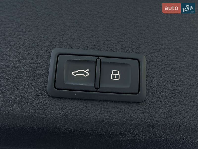 Внедорожник / Кроссовер Audi e-tron 2019 в Хмельницком