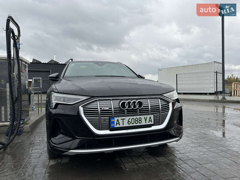 Внедорожник / Кроссовер Audi e-tron 2020 в Ивано-Франковске