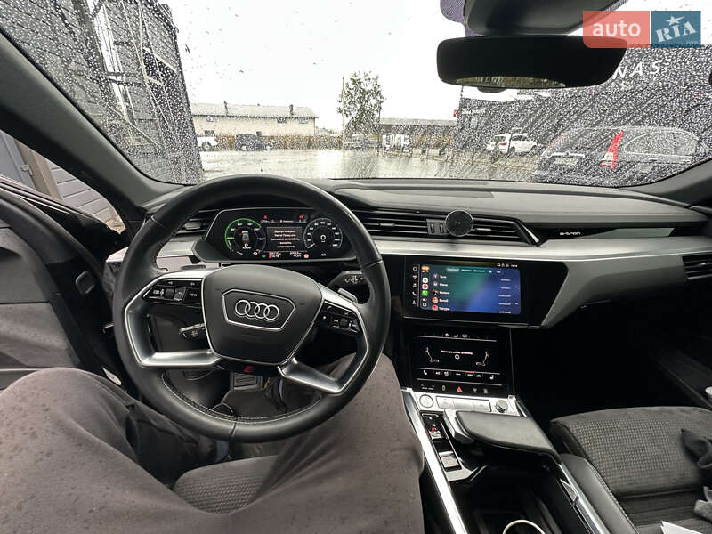 Внедорожник / Кроссовер Audi e-tron 2020 в Ивано-Франковске