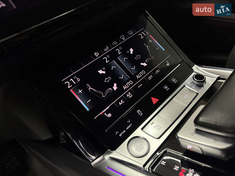 Позашляховик / Кросовер Audi e-tron 2019 в Дрогобичі
