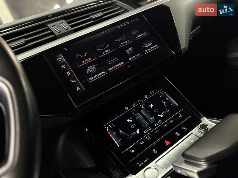 Позашляховик / Кросовер Audi e-tron 2019 в Дрогобичі