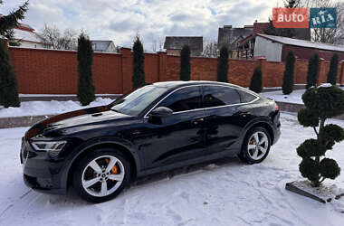 Позашляховик / Кросовер Audi e-tron 2022 в Хмельницькому