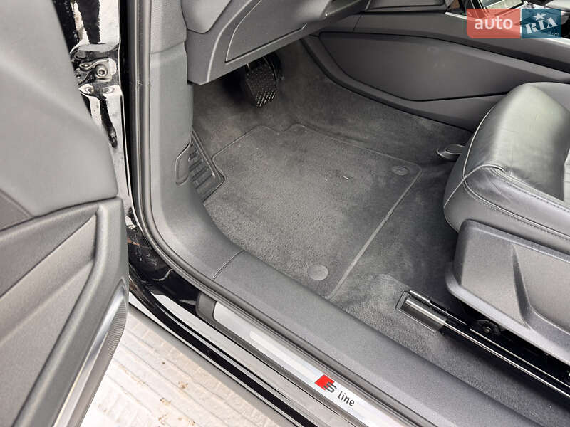 Внедорожник / Кроссовер Audi e-tron 2022 в Хмельницком