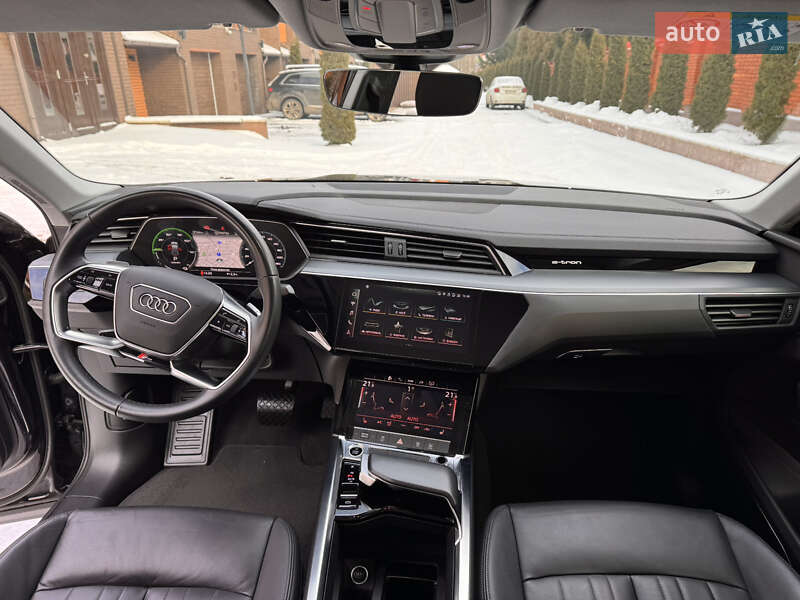 Внедорожник / Кроссовер Audi e-tron 2022 в Хмельницком