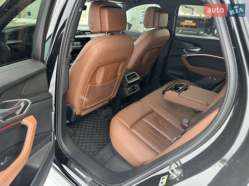 Внедорожник / Кроссовер Audi e-tron 2022 в Сарнах фото 6 Внедорожник / Кроссовер Audi e-tron 2022 в Сарнах