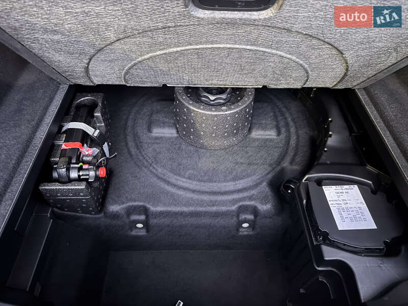 Позашляховик / Кросовер Audi e-tron 2022 в Хмельницькому фото 45 Позашляховик / Кросовер Audi e-tron 2022 в Хмельницькому