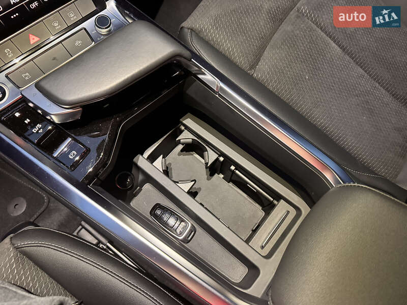 Позашляховик / Кросовер Audi e-tron 2022 в Хмельницькому фото 55 Позашляховик / Кросовер Audi e-tron 2022 в Хмельницькому