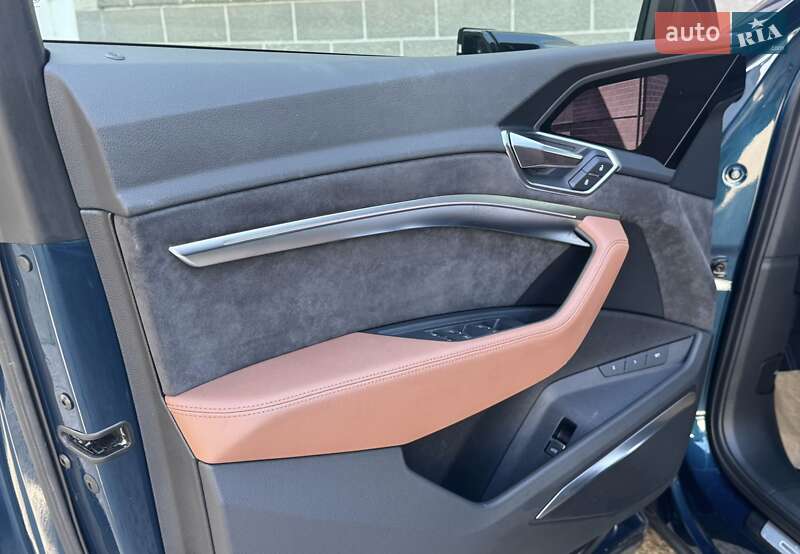 Внедорожник / Кроссовер Audi e-tron 2019 в Кропивницком