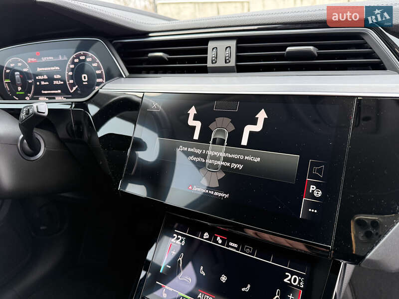 Внедорожник / Кроссовер Audi e-tron 2021 в Ровно