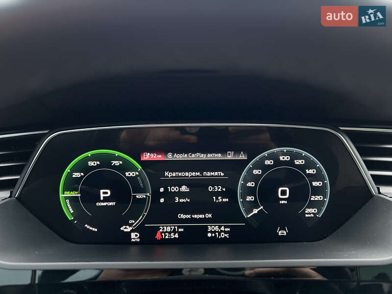 Внедорожник / Кроссовер Audi e-tron 2022 в Киеве