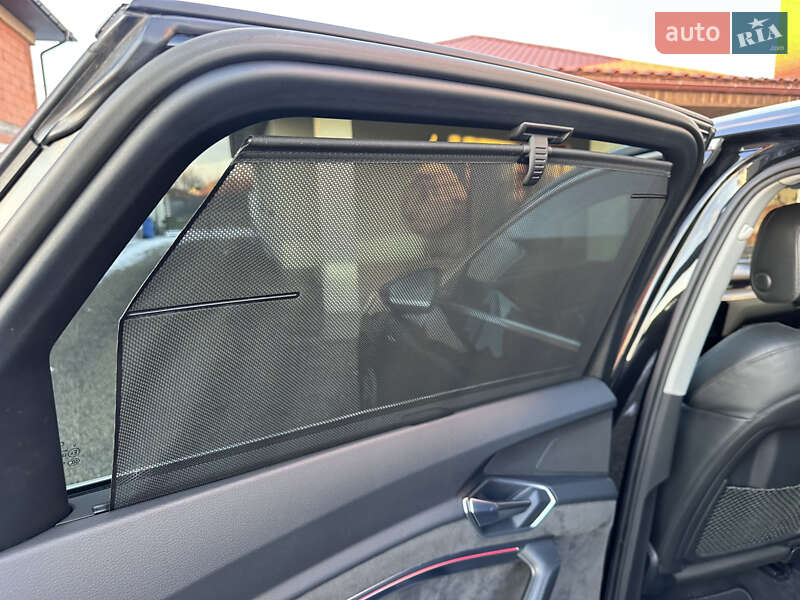 Внедорожник / Кроссовер Audi e-tron 2020 в Ужгороде