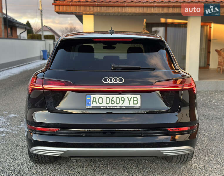 Внедорожник / Кроссовер Audi e-tron 2020 в Ужгороде