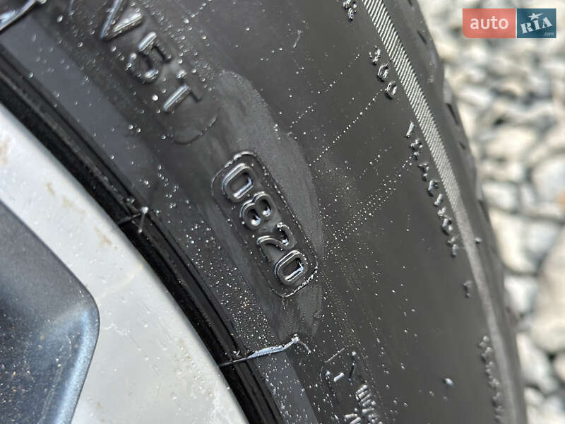 Внедорожник / Кроссовер Audi e-tron 2020 в Ужгороде