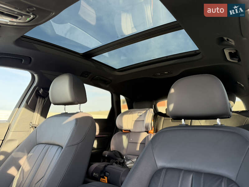 Внедорожник / Кроссовер Audi e-tron 2019 в Львове