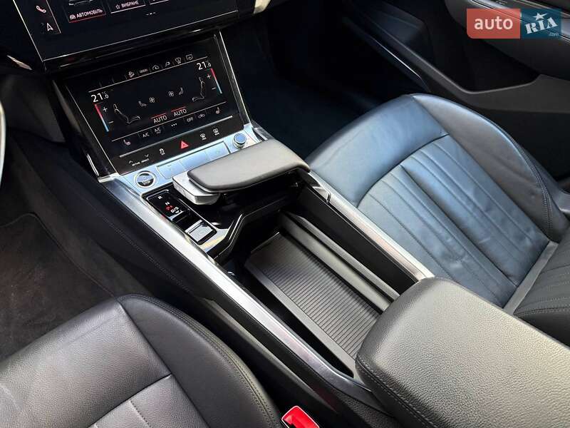 Внедорожник / Кроссовер Audi e-tron 2021 в Киеве
