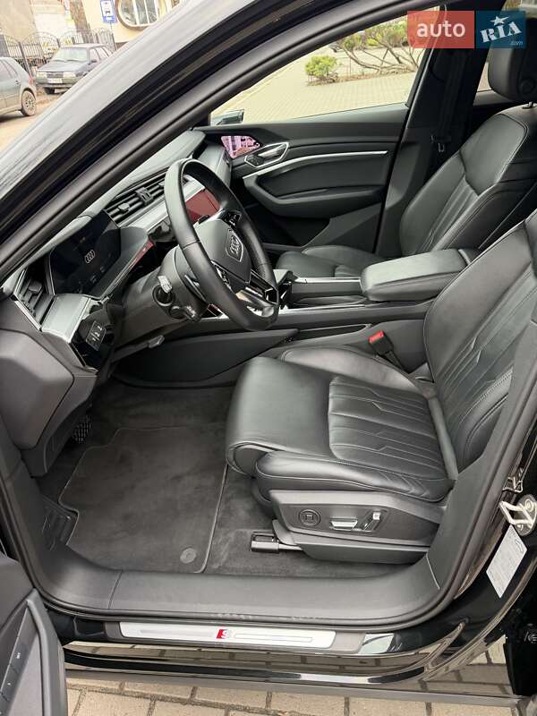 Внедорожник / Кроссовер Audi e-tron 2021 в Ровно