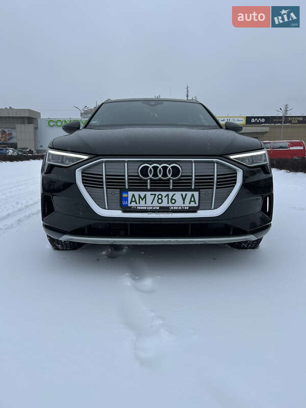 Внедорожник / Кроссовер Audi e-tron 2023 в Житомире