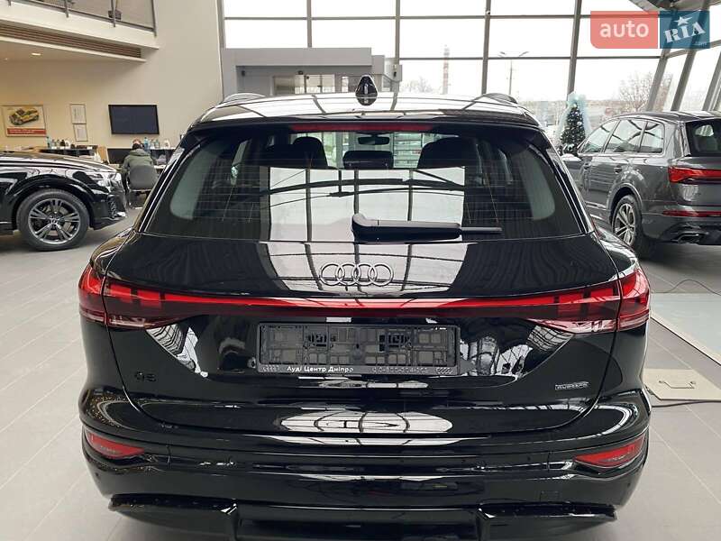 Внедорожник / Кроссовер Audi e-tron 2025 в Днепре