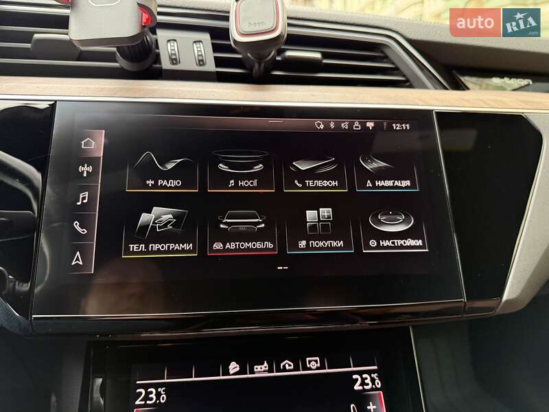 Внедорожник / Кроссовер Audi e-tron 2019 в Одессе