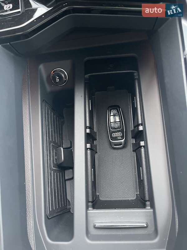 Внедорожник / Кроссовер Audi e-tron 2022 в Киеве