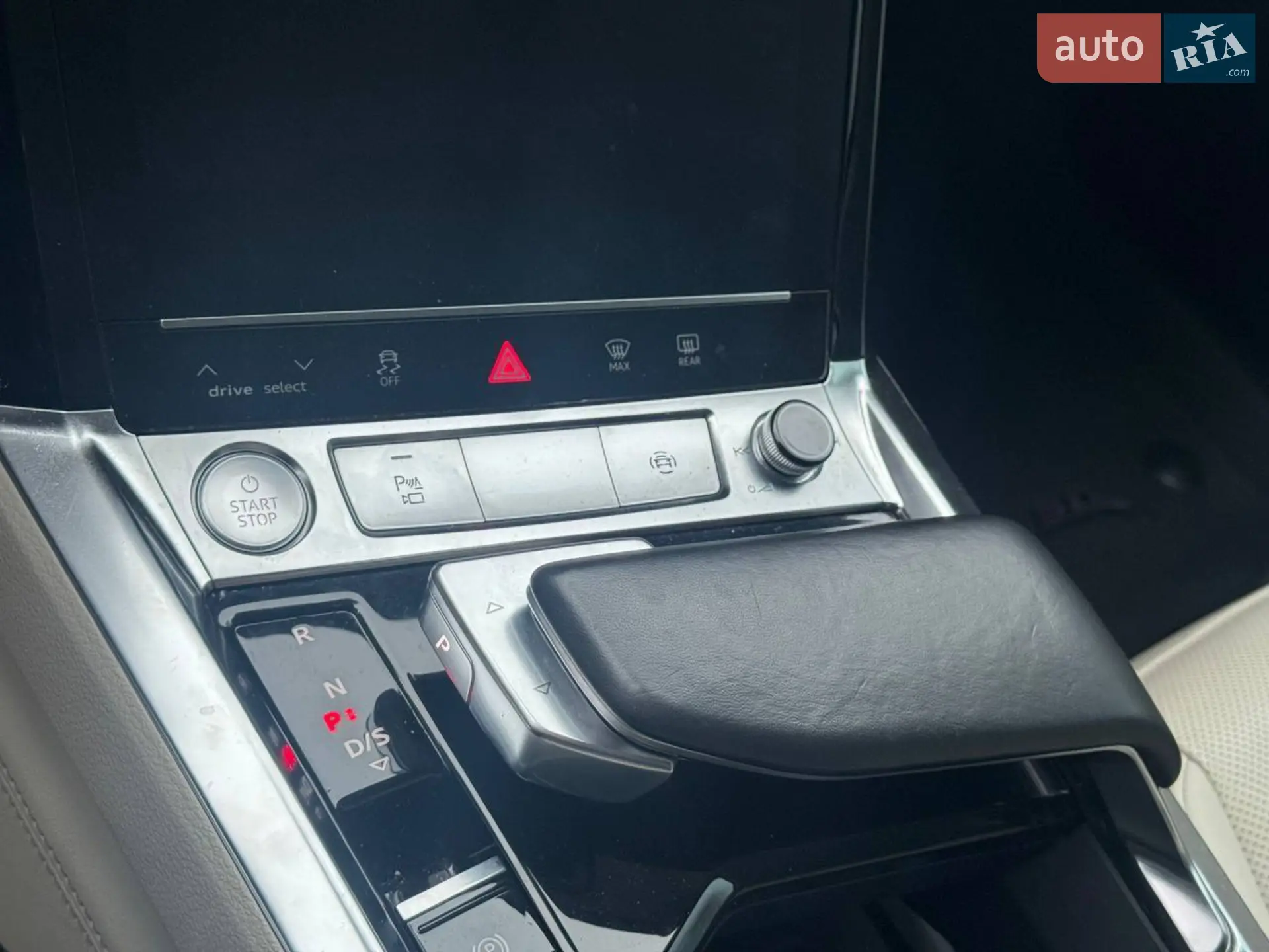 2019 Audi e-tron - мініатюра 20